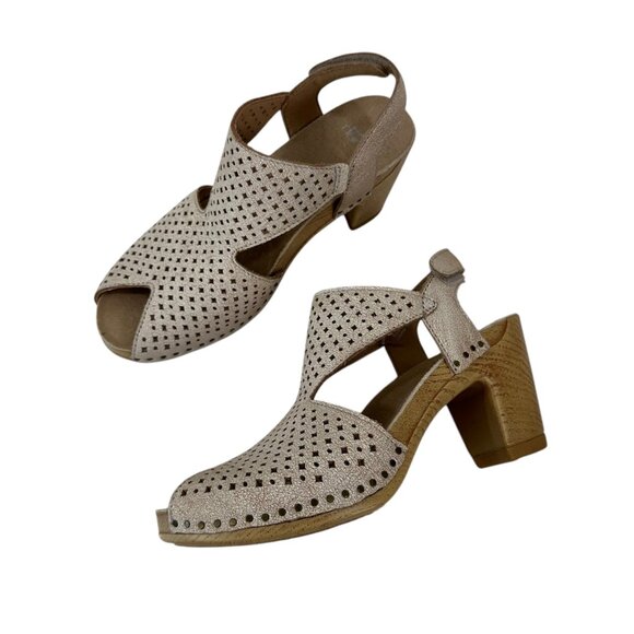Dansko Beige Leather Perforated Slingback Sandals Wood-Look Block Heel SZ 36 - Picture 2 of 16